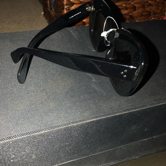 Celine sunglasses - Picture 3 of 7